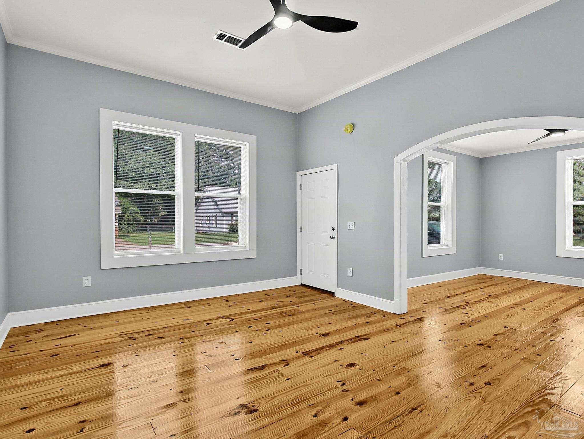 103 Forest Ave
