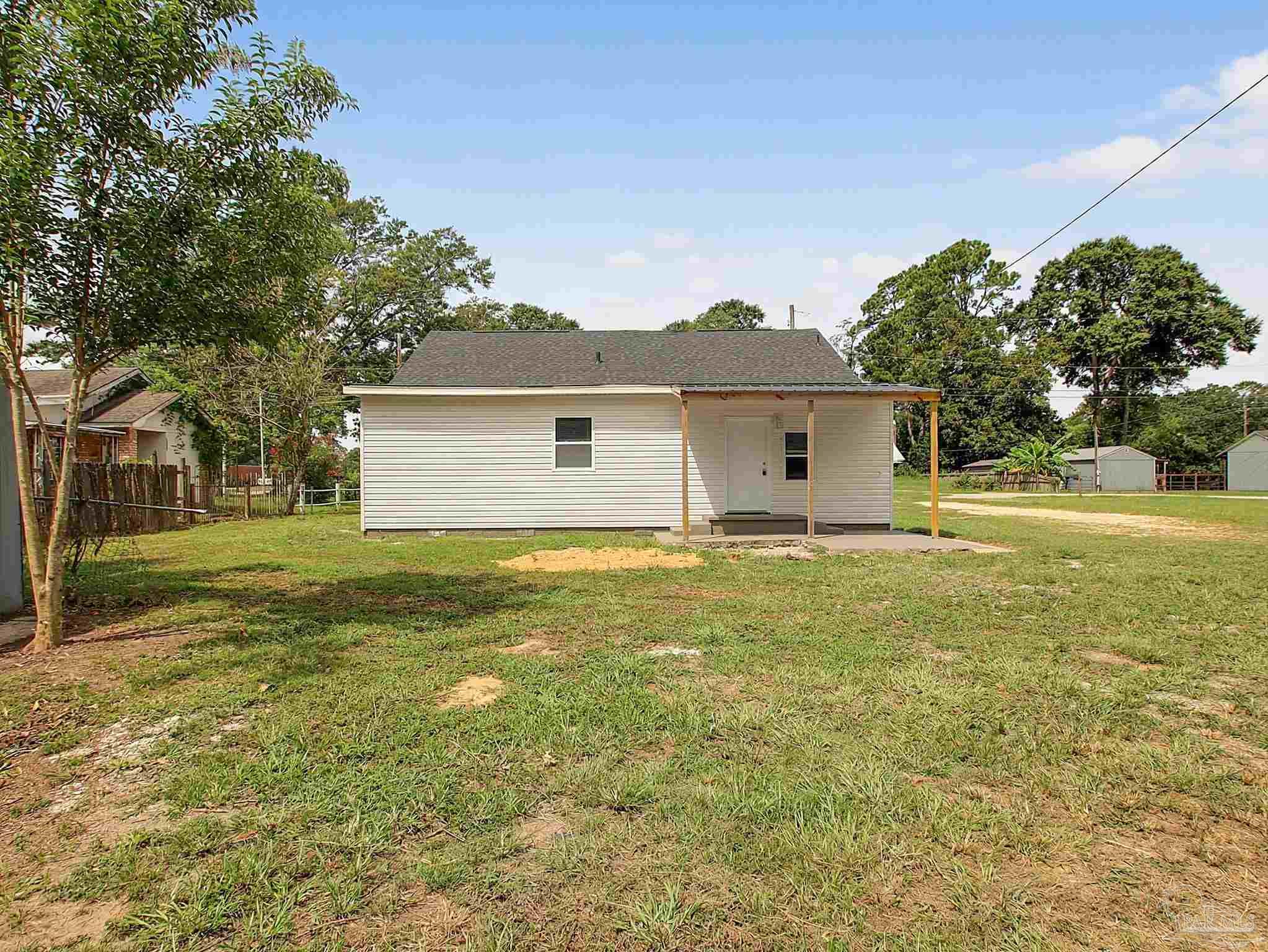 103 Forest Ave