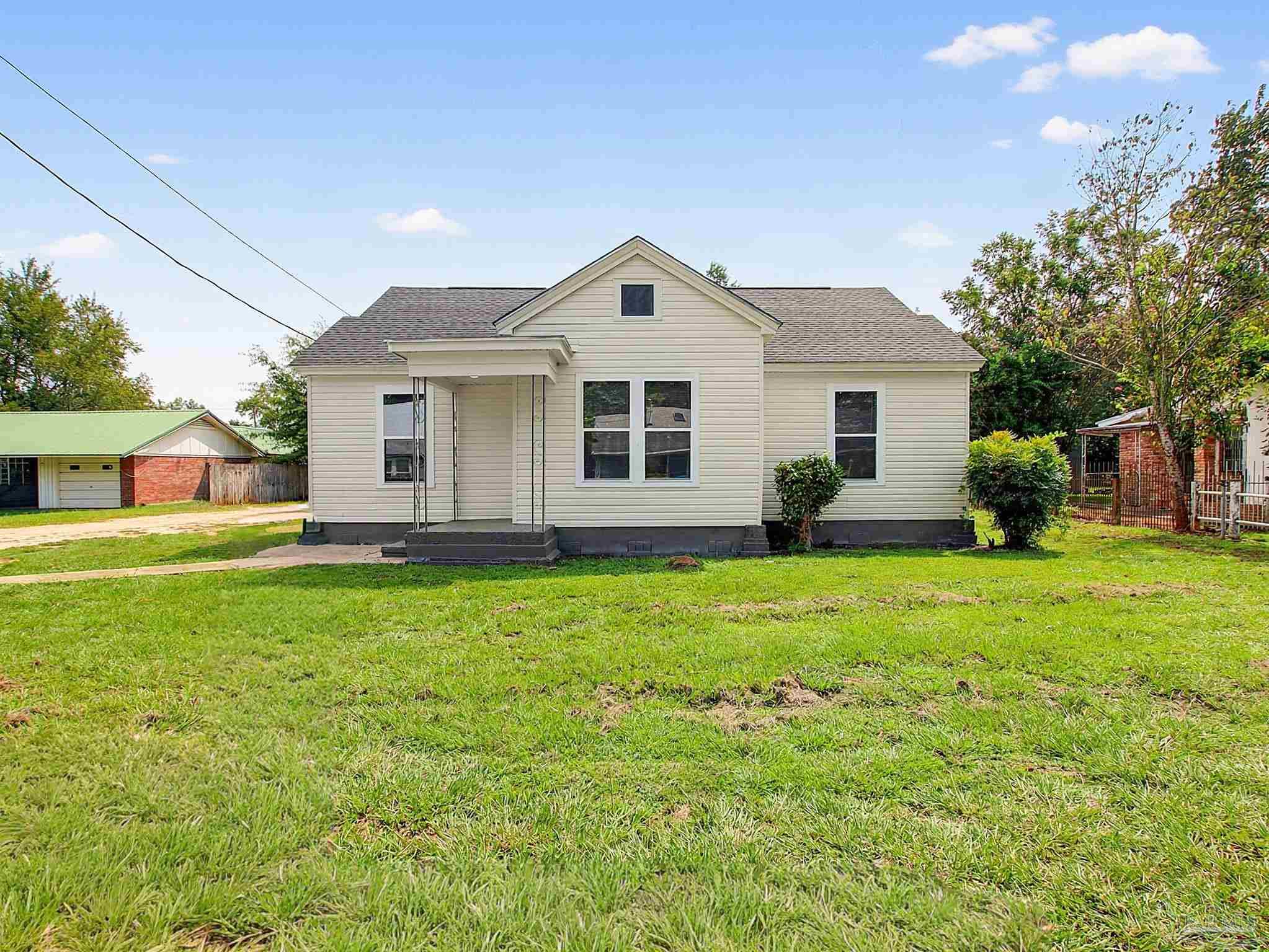103 Forest Ave
