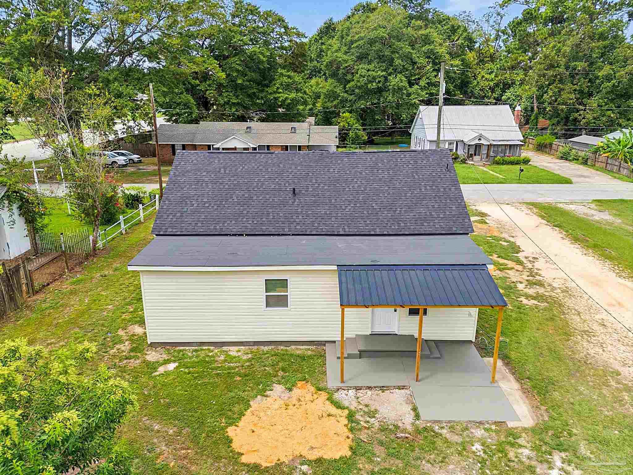 103 Forest Ave