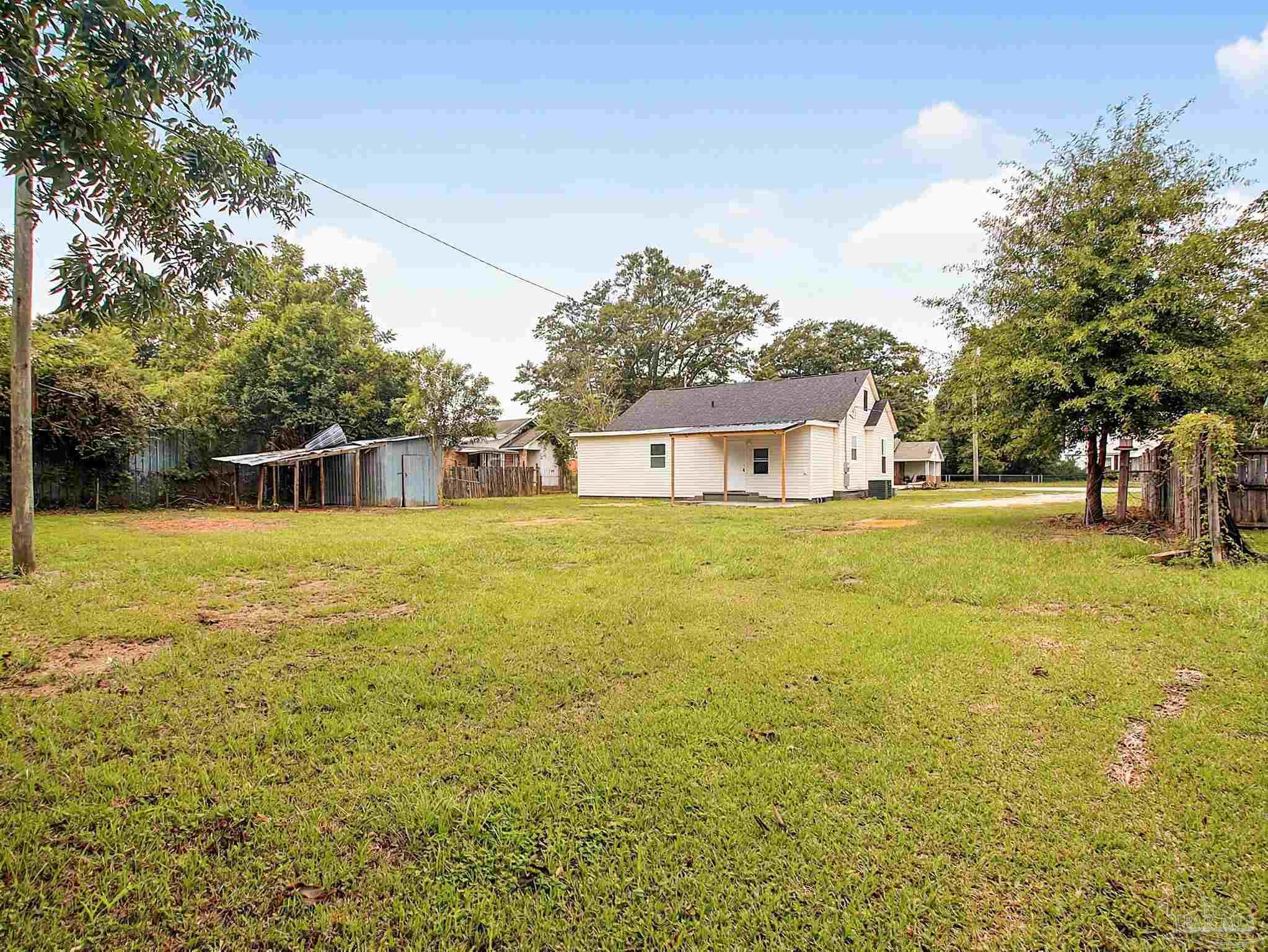 103 Forest Ave