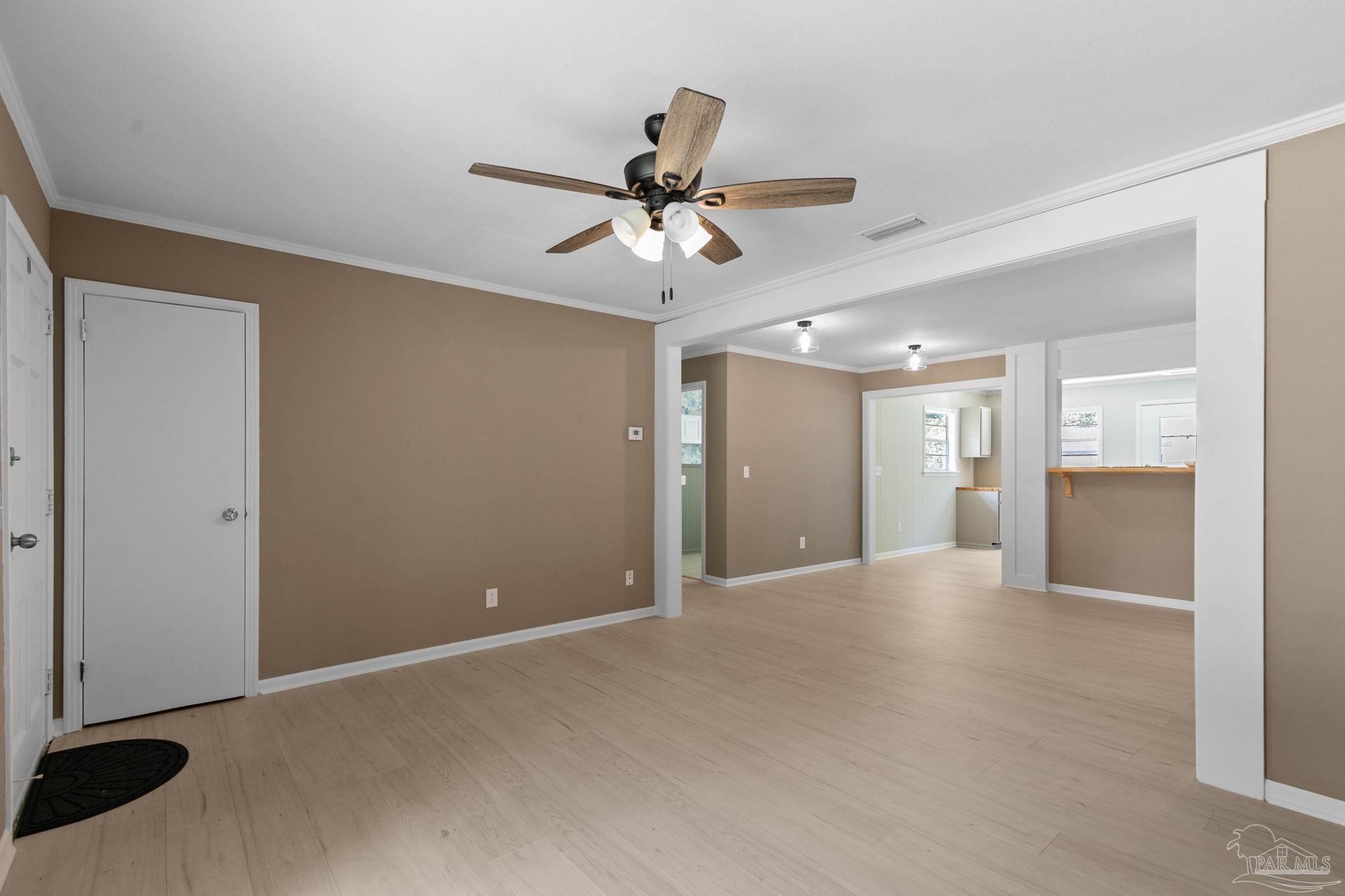 216 6th Ave