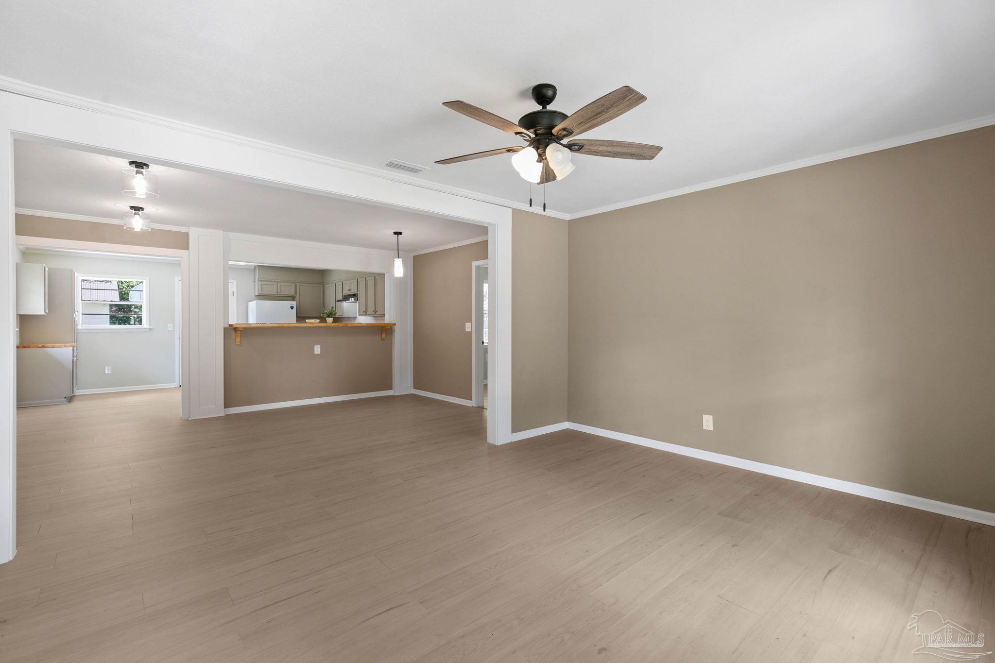 216 6th Ave