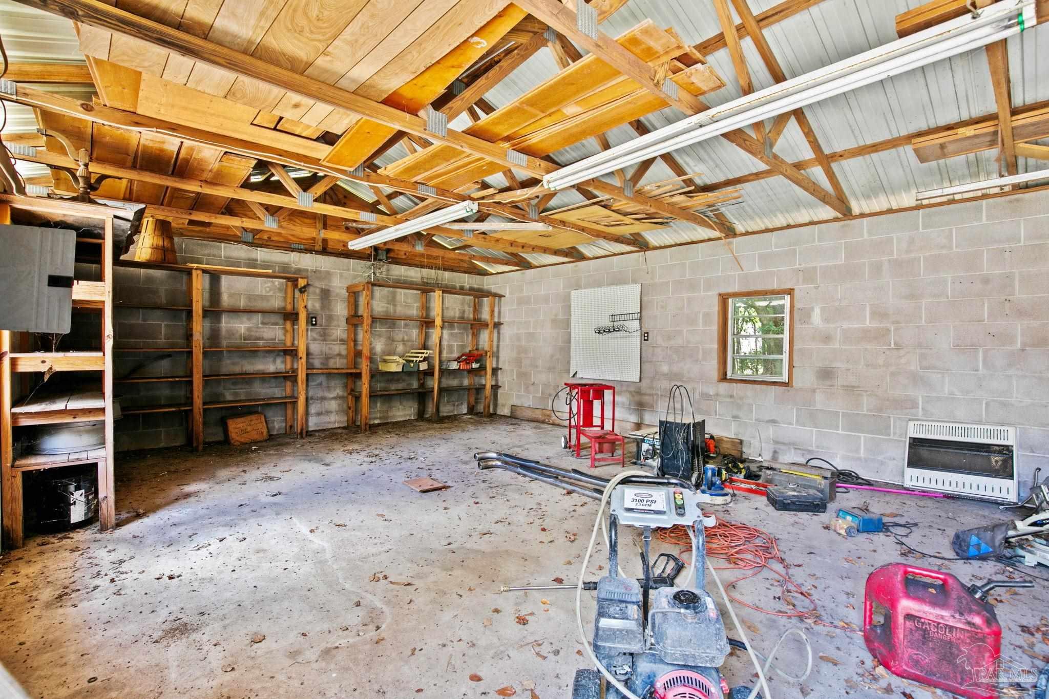 216 6th Ave