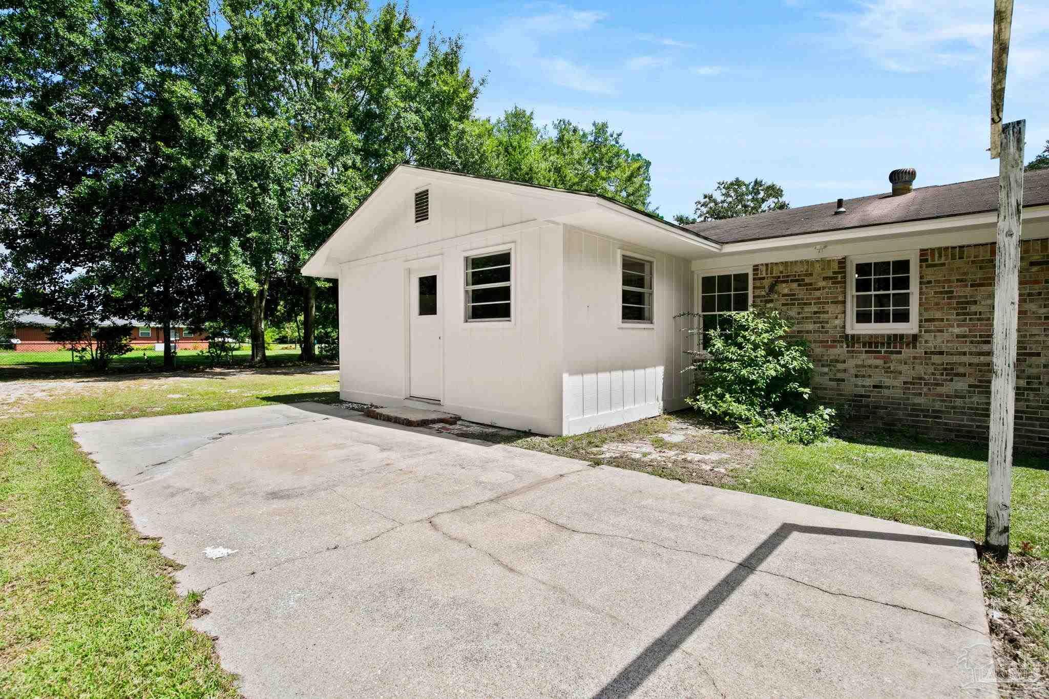 216 6th Ave