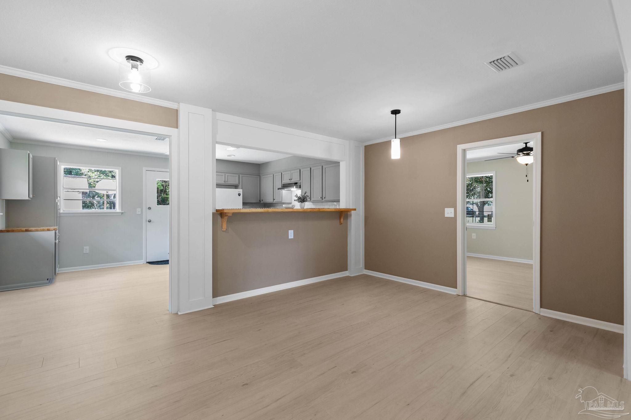 216 6th Ave