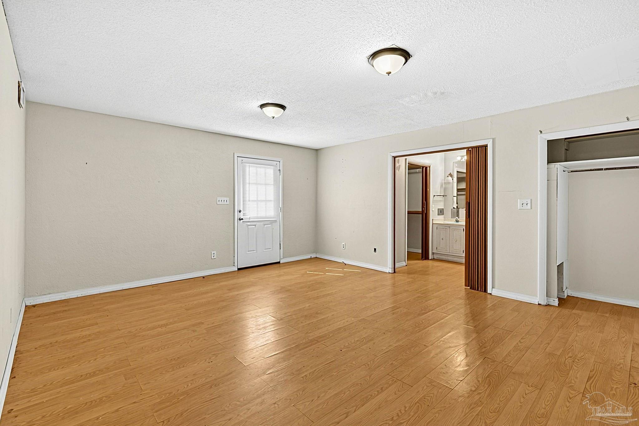 1018 Titi St