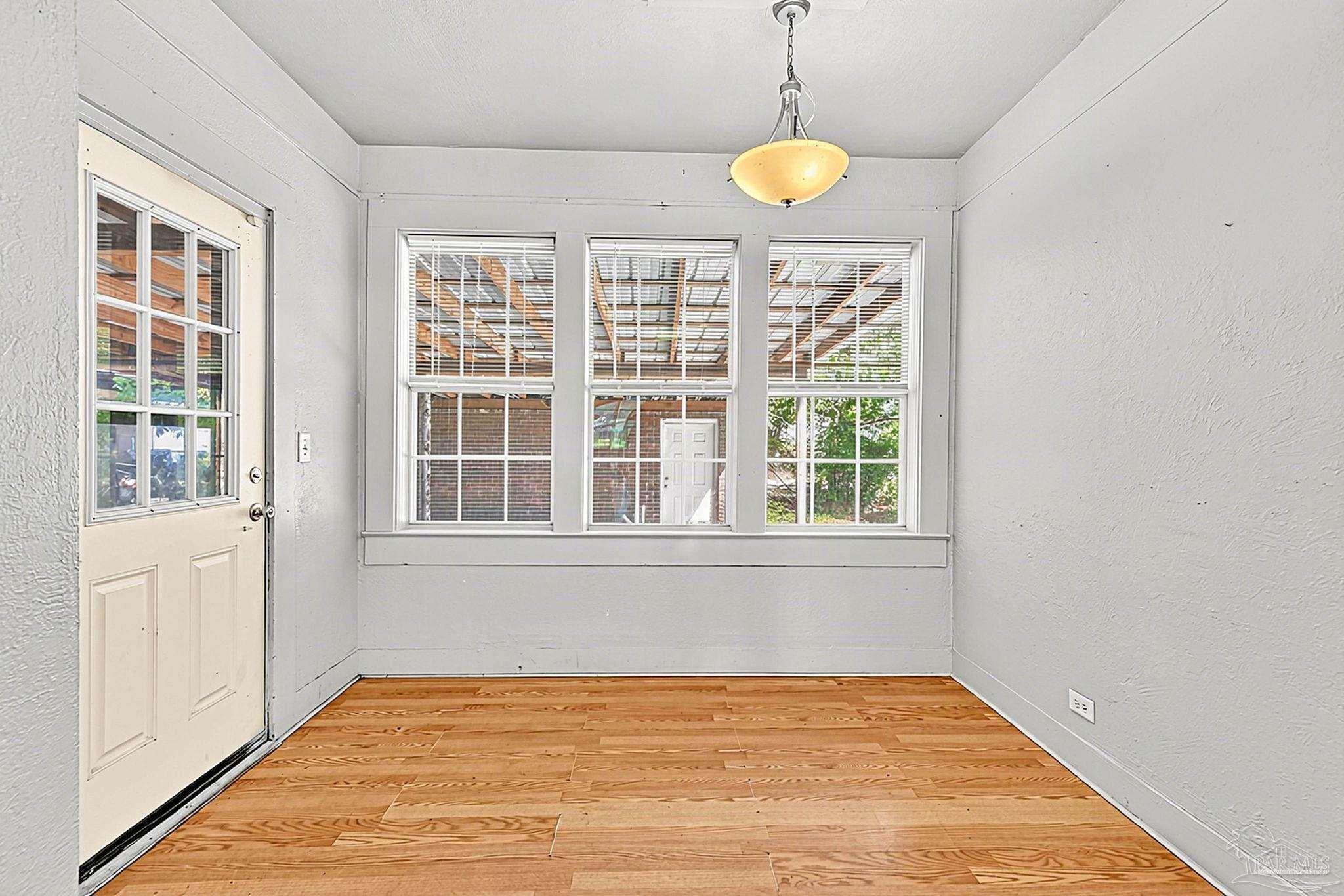 1018 Titi St