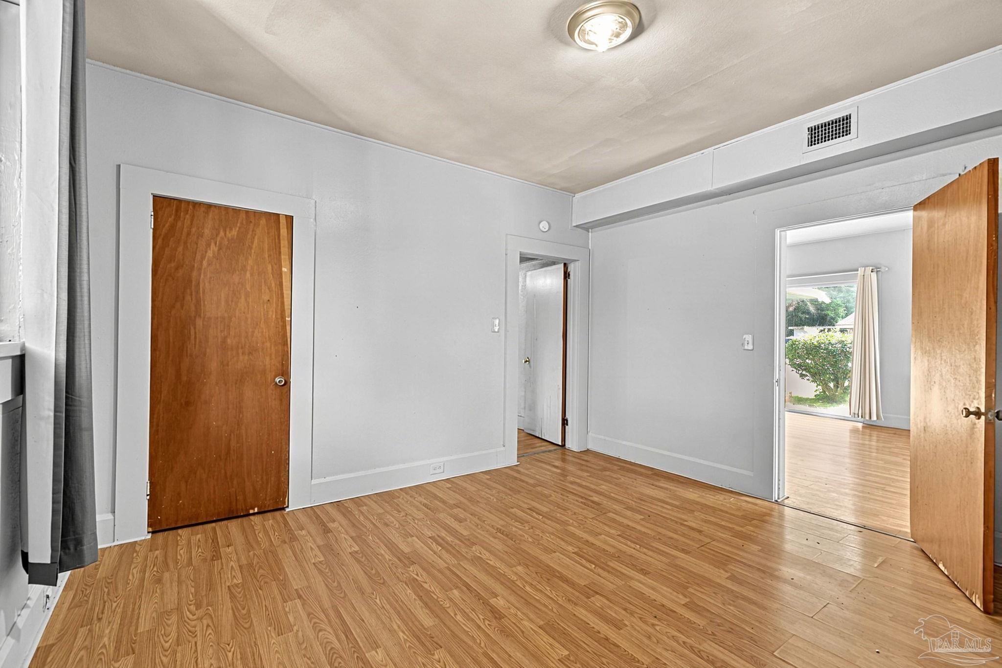 1018 Titi St