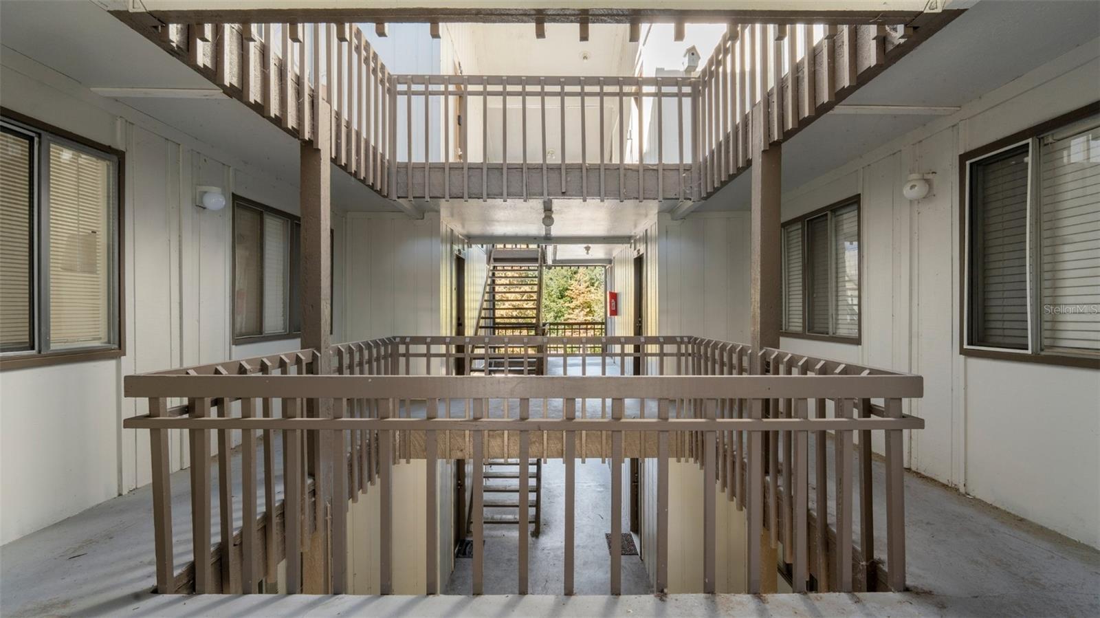 6519 W NEWBERRY RD #912