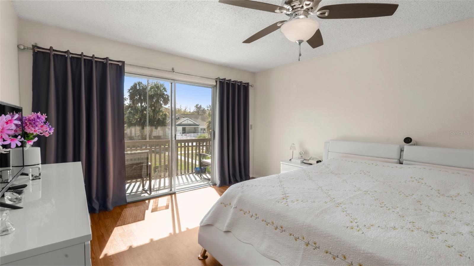 6519 W NEWBERRY RD #912