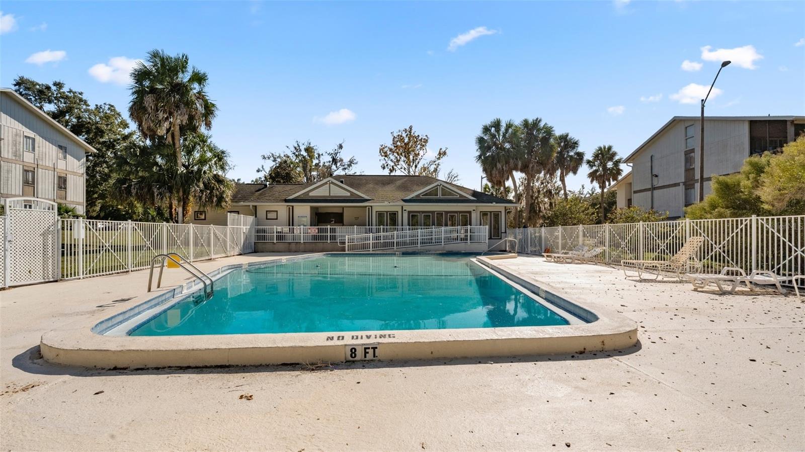 6519 W NEWBERRY RD #912