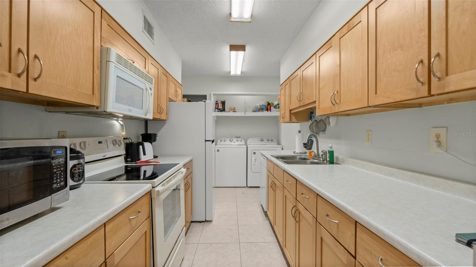 6519 W NEWBERRY RD #912