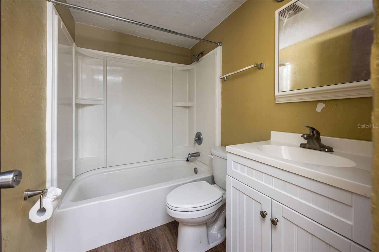 2220 SE 46TH TER