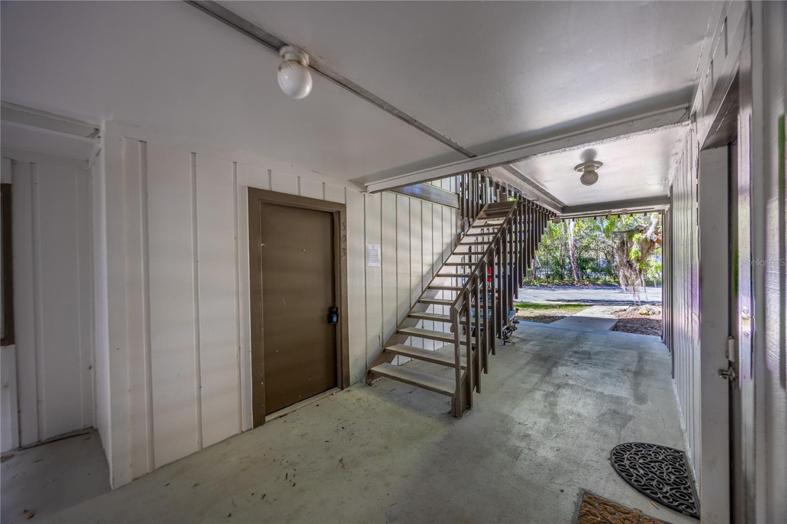 6519 W NEWBERRY RD #503