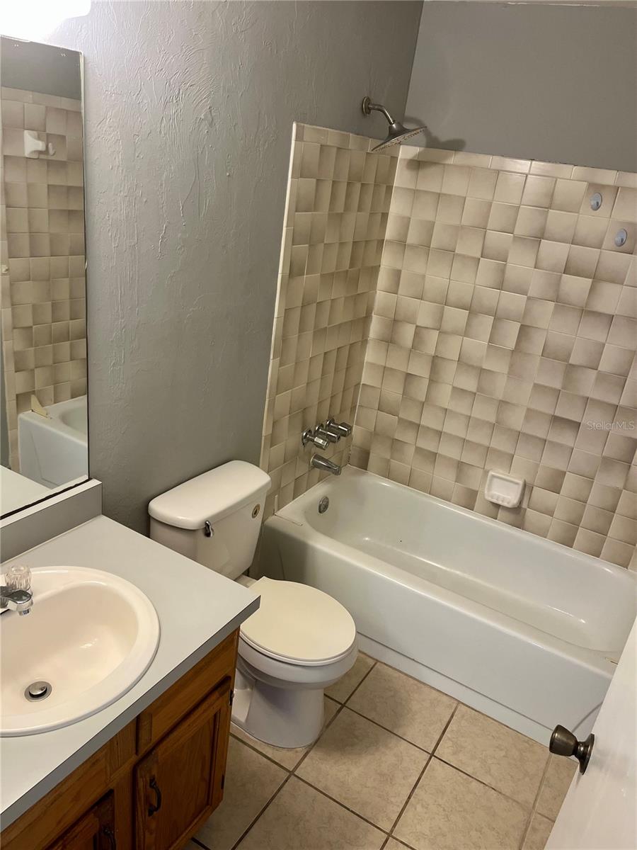 2321 SW 31ST PL #3