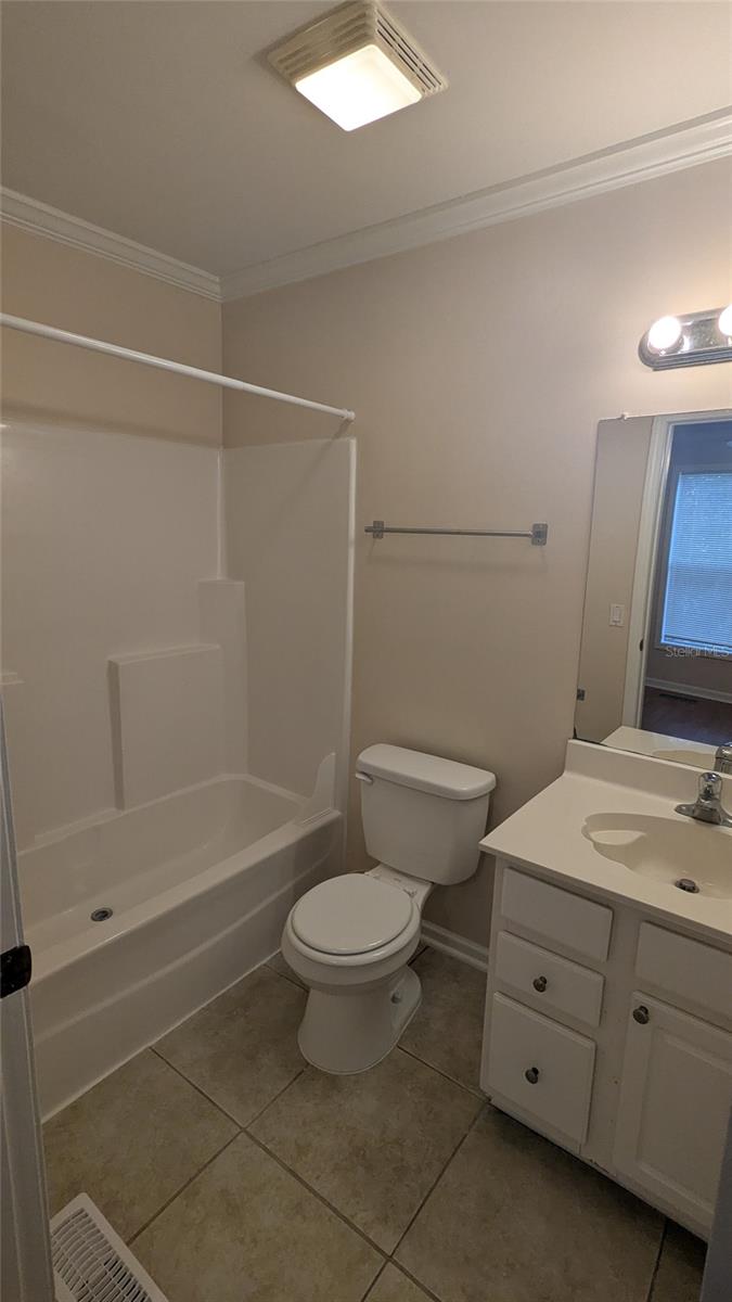 2905 SW ARCHER RD #T5028