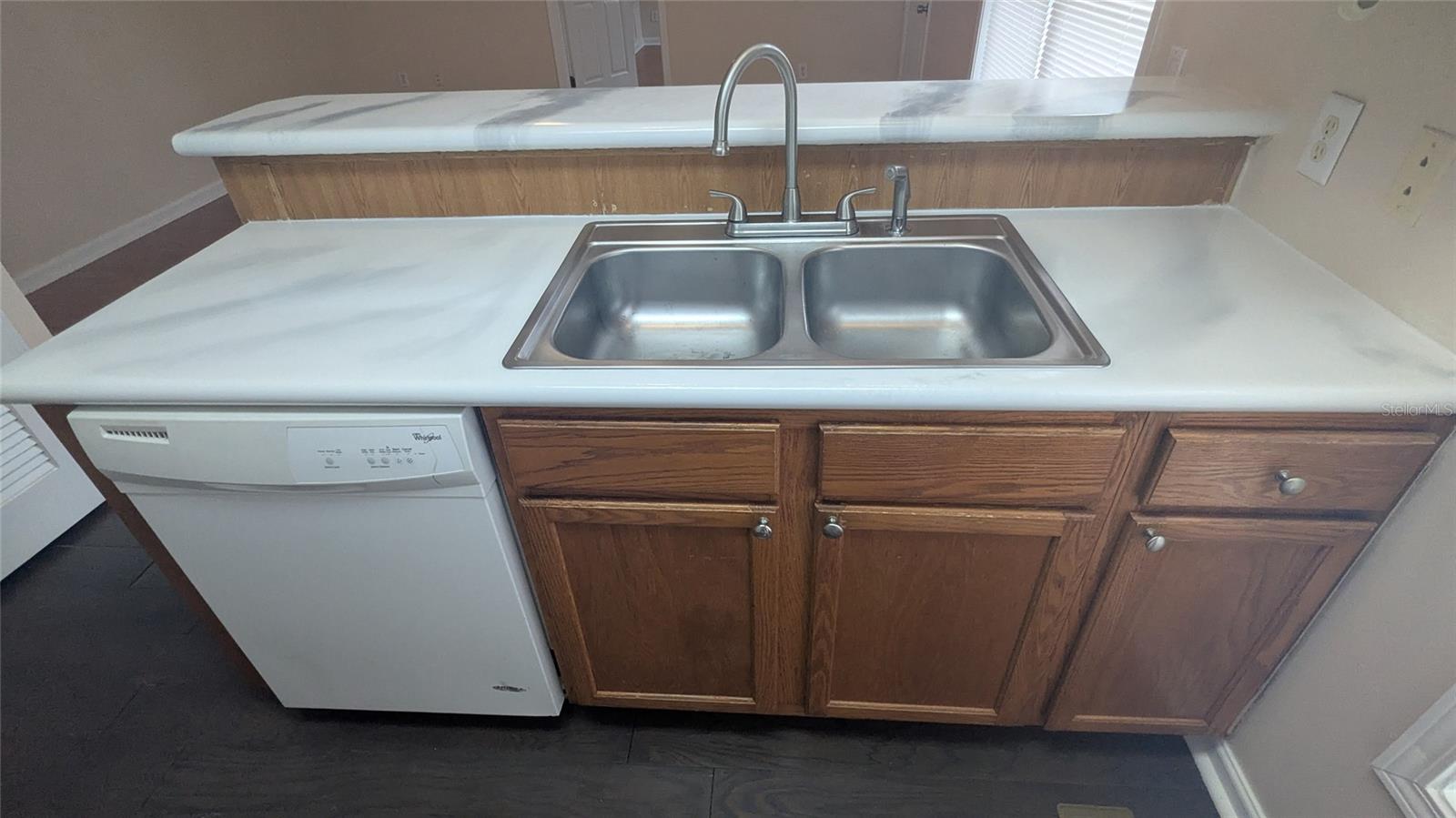 2905 SW ARCHER RD #T5028