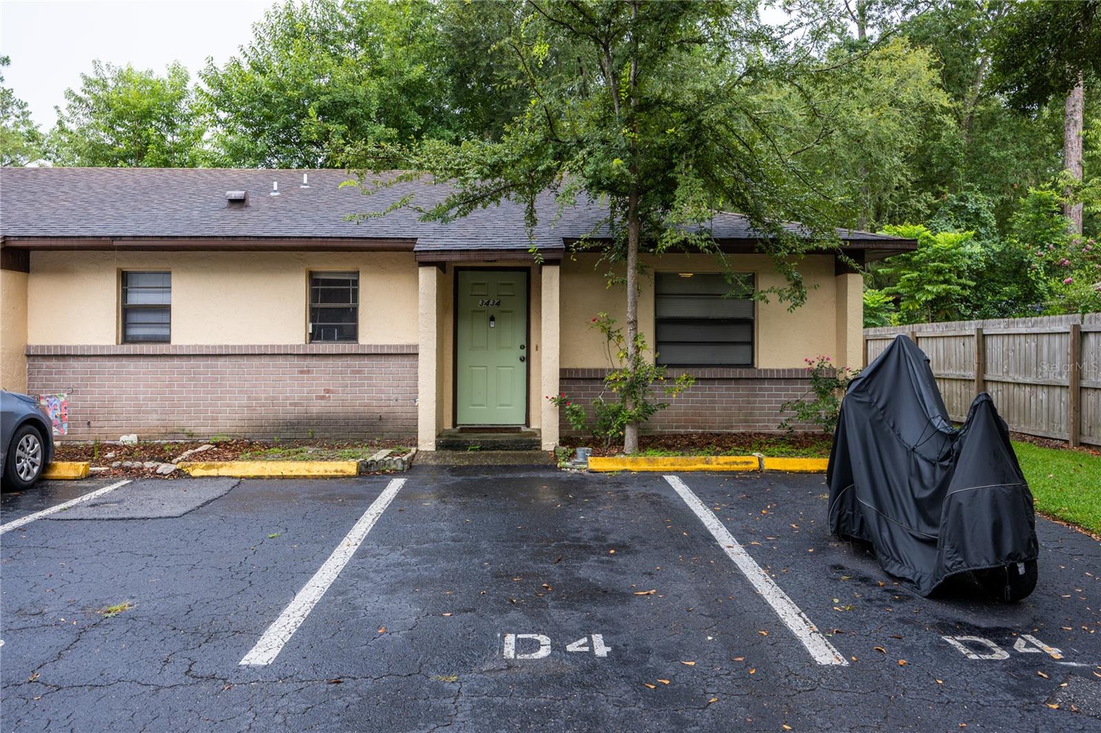 3434 NW 21 DR #D4