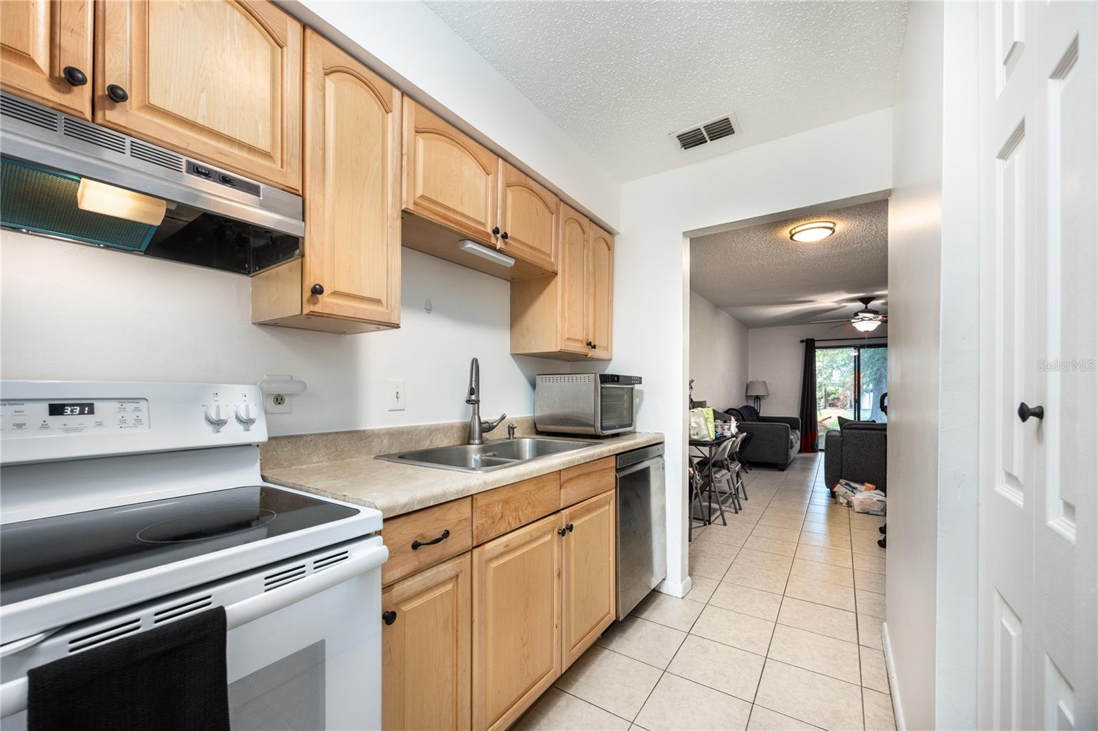 3434 NW 21 DR #D4