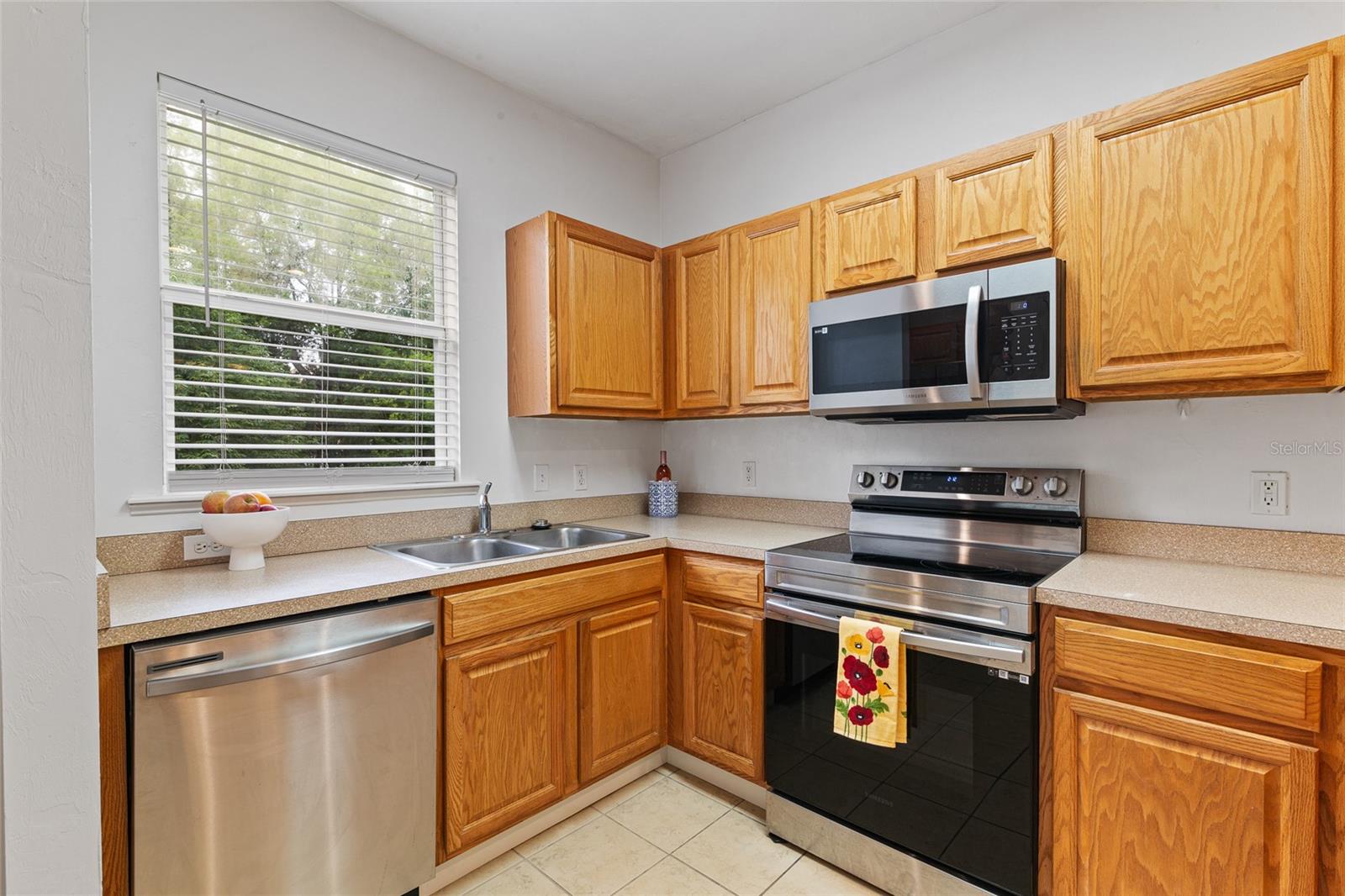 6519 W NEWBERRY RD #A10