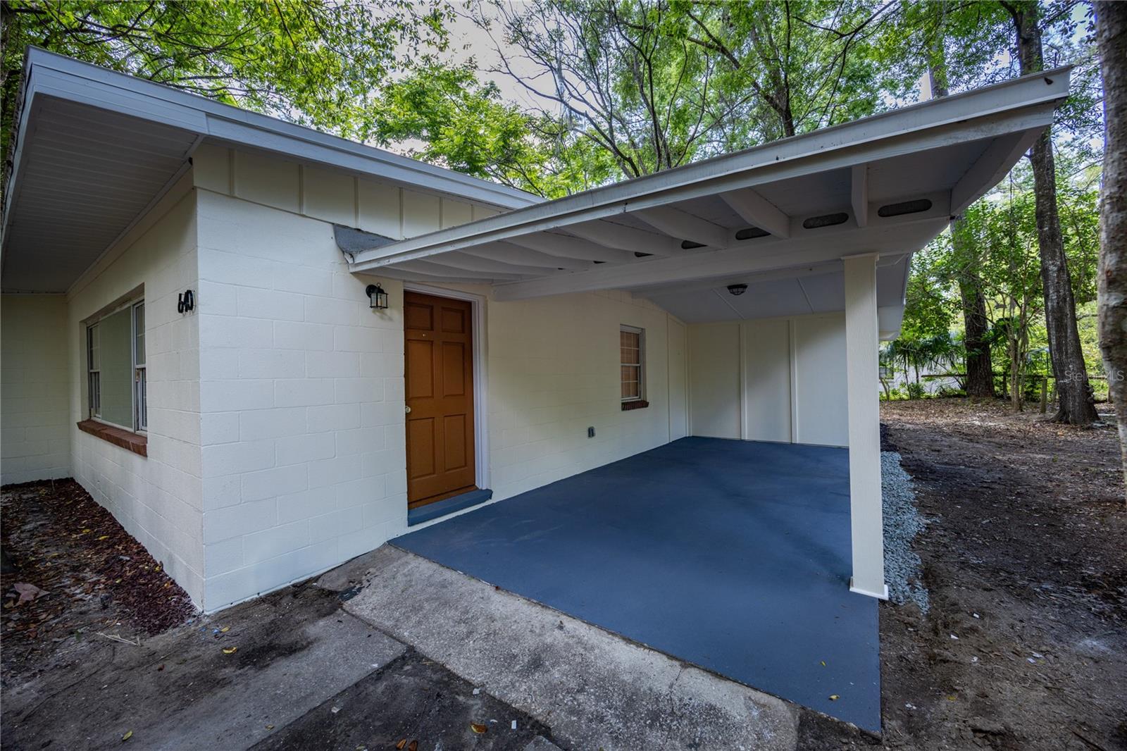 640 NW 36TH TER