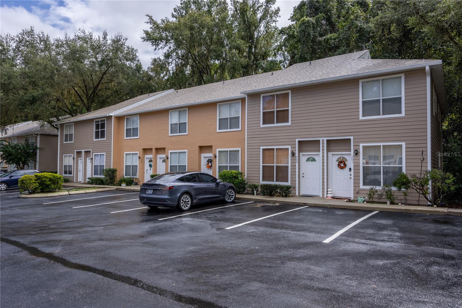 4415 SW 34TH ST #203