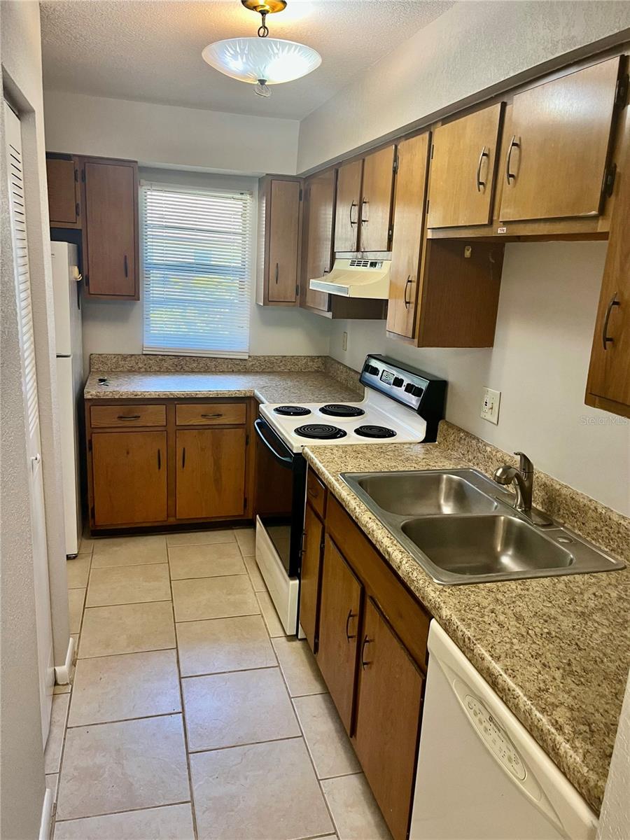 3430 NW 21ST DR #D-2