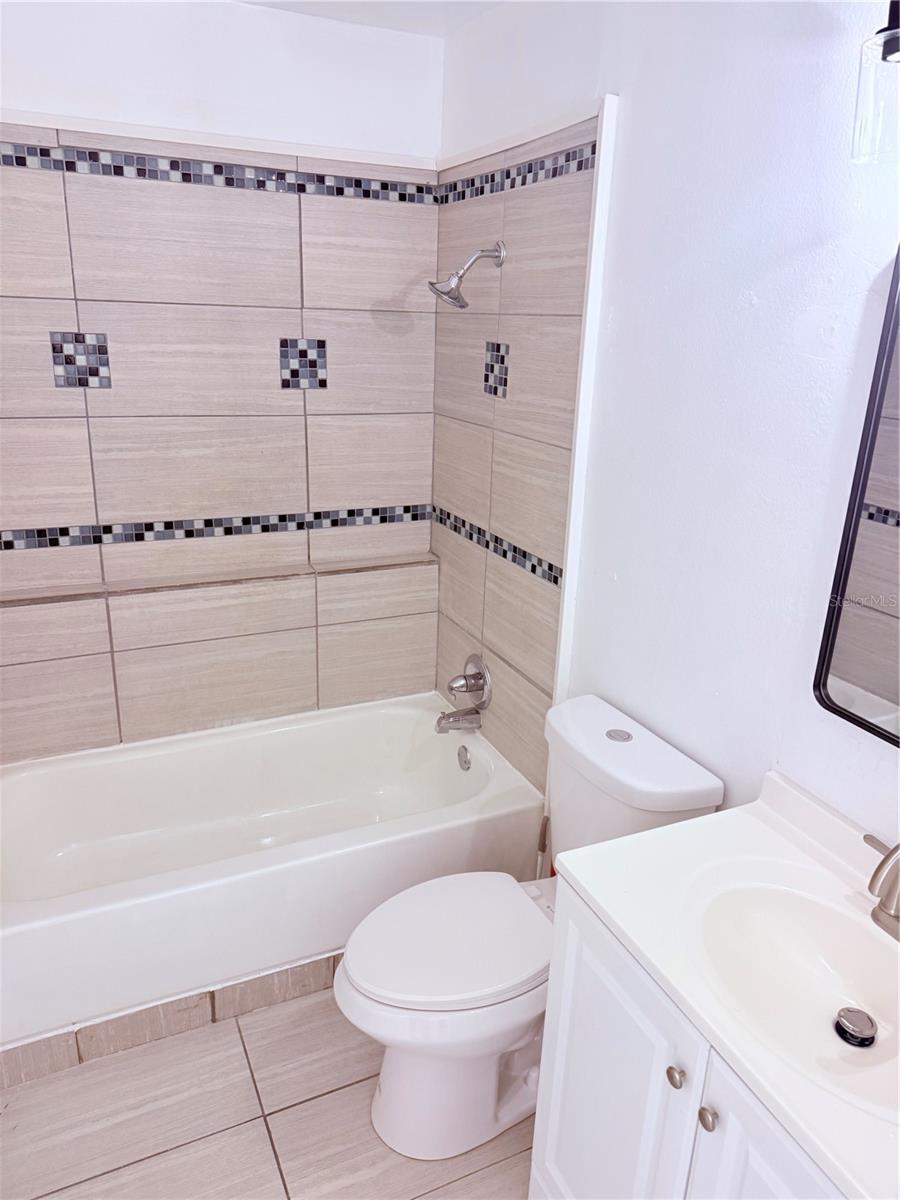 6519 W NEWBERRY RD #307