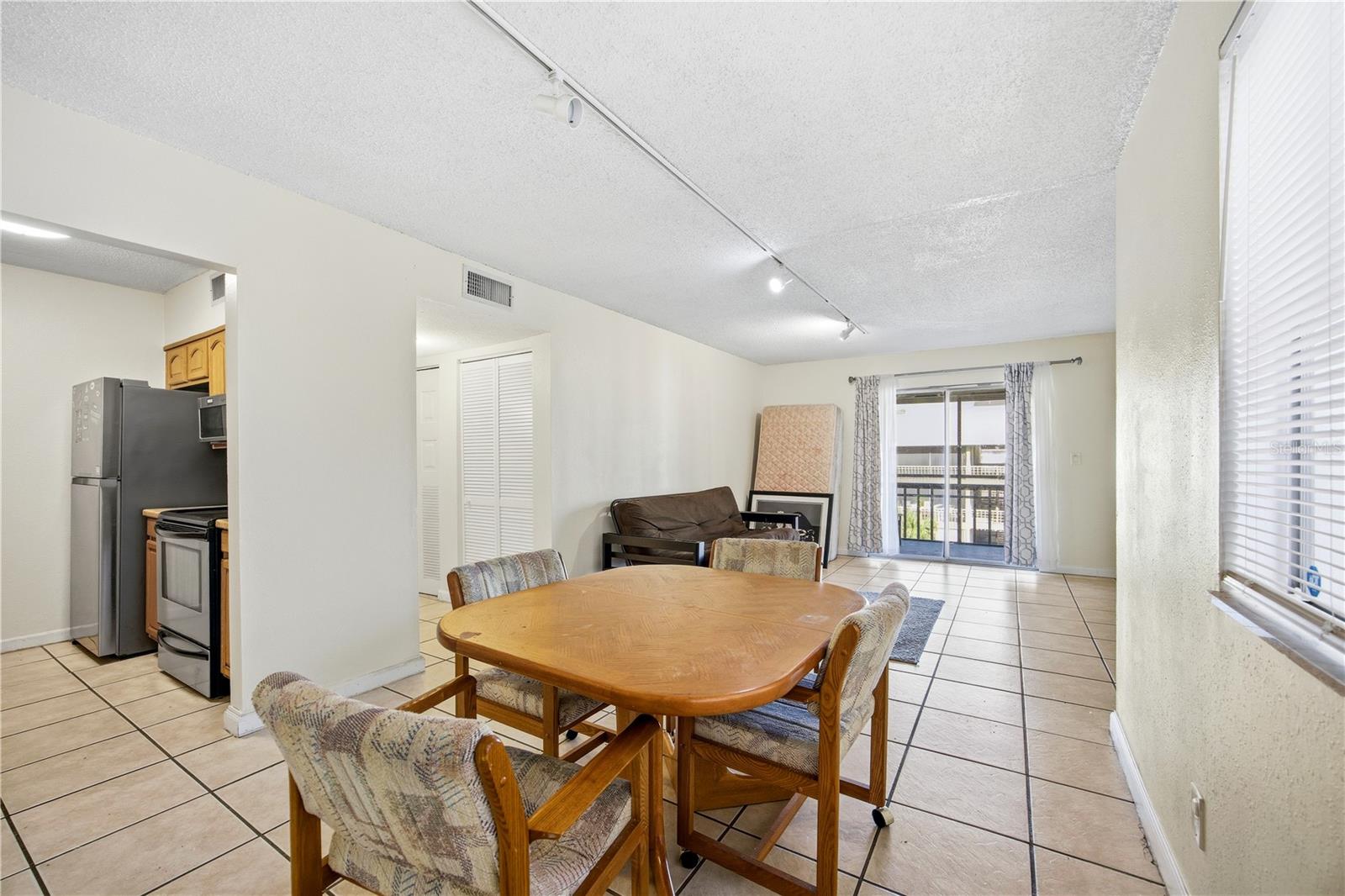 6519 W NEWBERRY RD #109