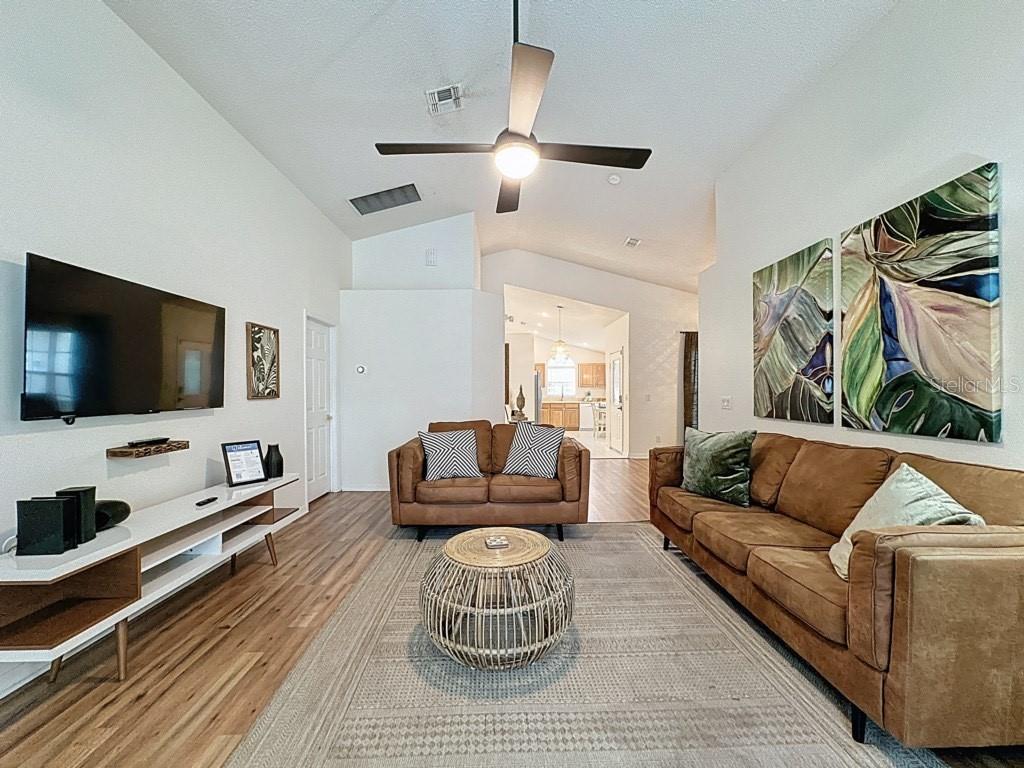 2615 SUMMER CREEK DR