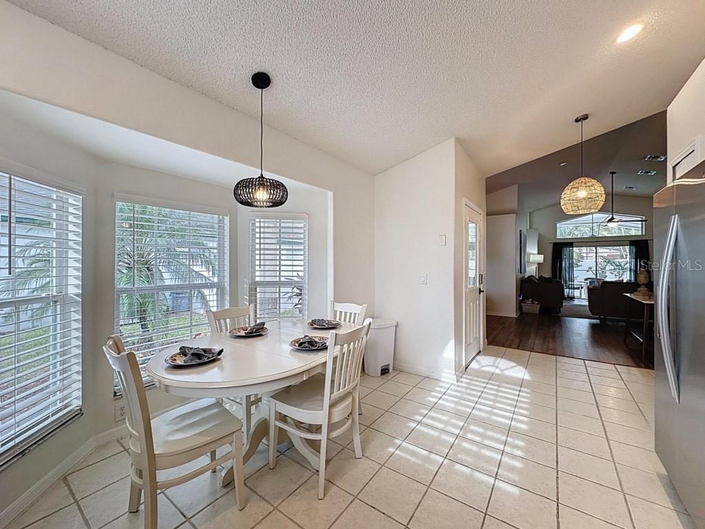 2615 SUMMER CREEK DR