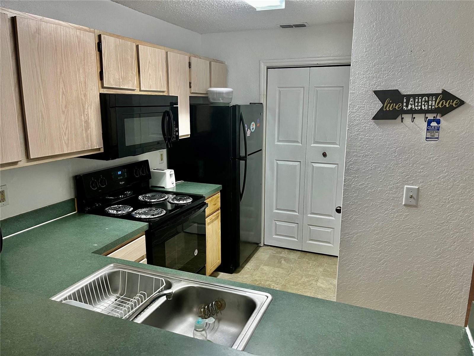 3705 SW 27TH ST #1112