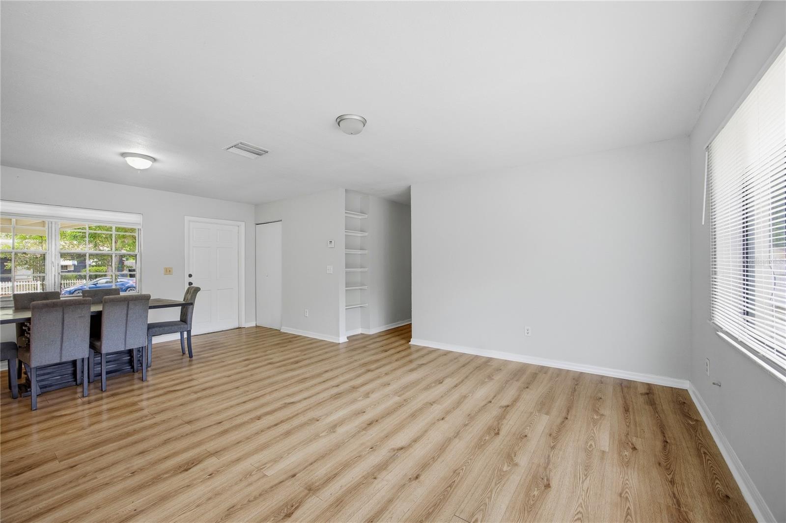1135 NE 24TH TER