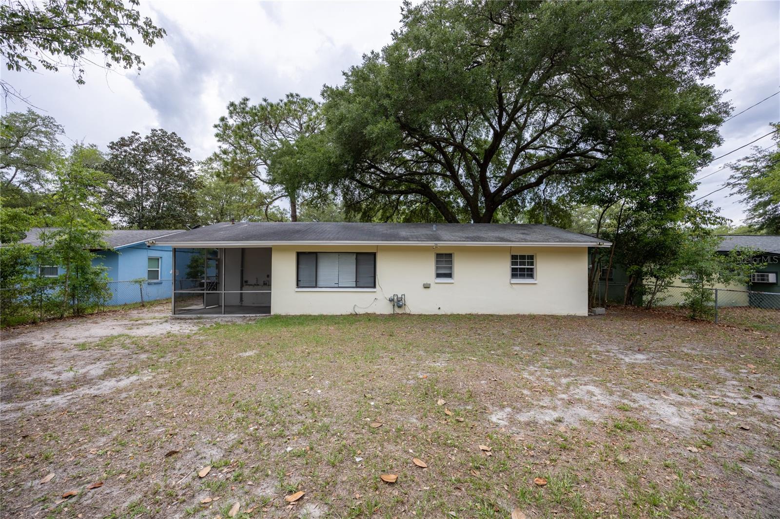 1135 NE 24TH TER