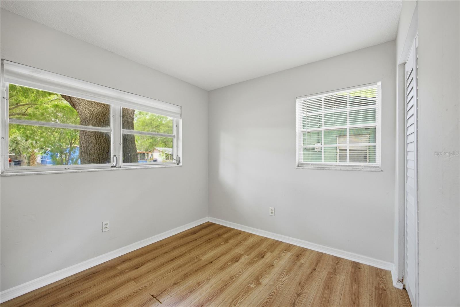 1135 NE 24TH TER