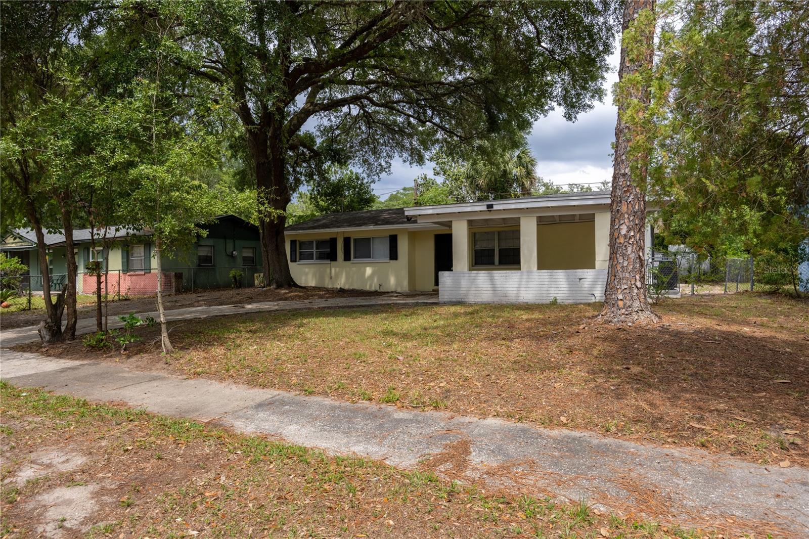 1135 NE 24TH TER