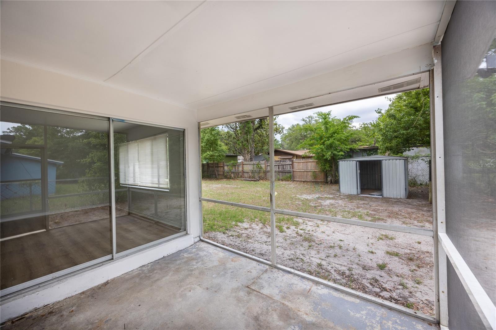 1135 NE 24TH TER