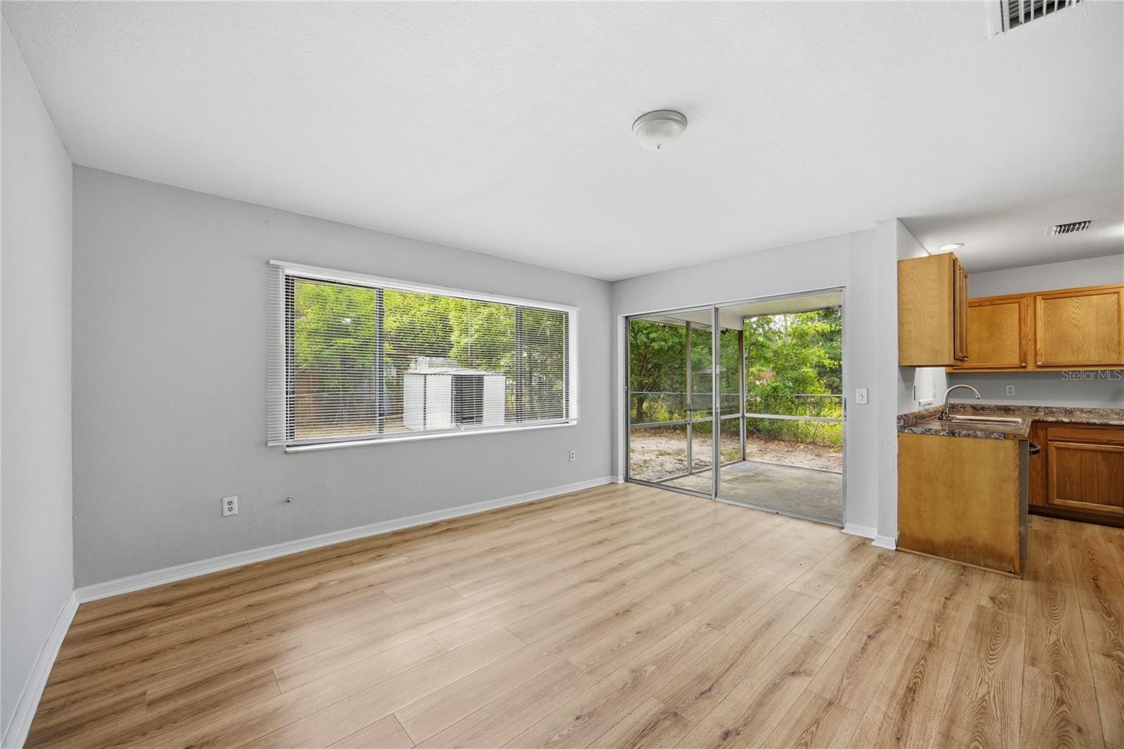 1135 NE 24TH TER
