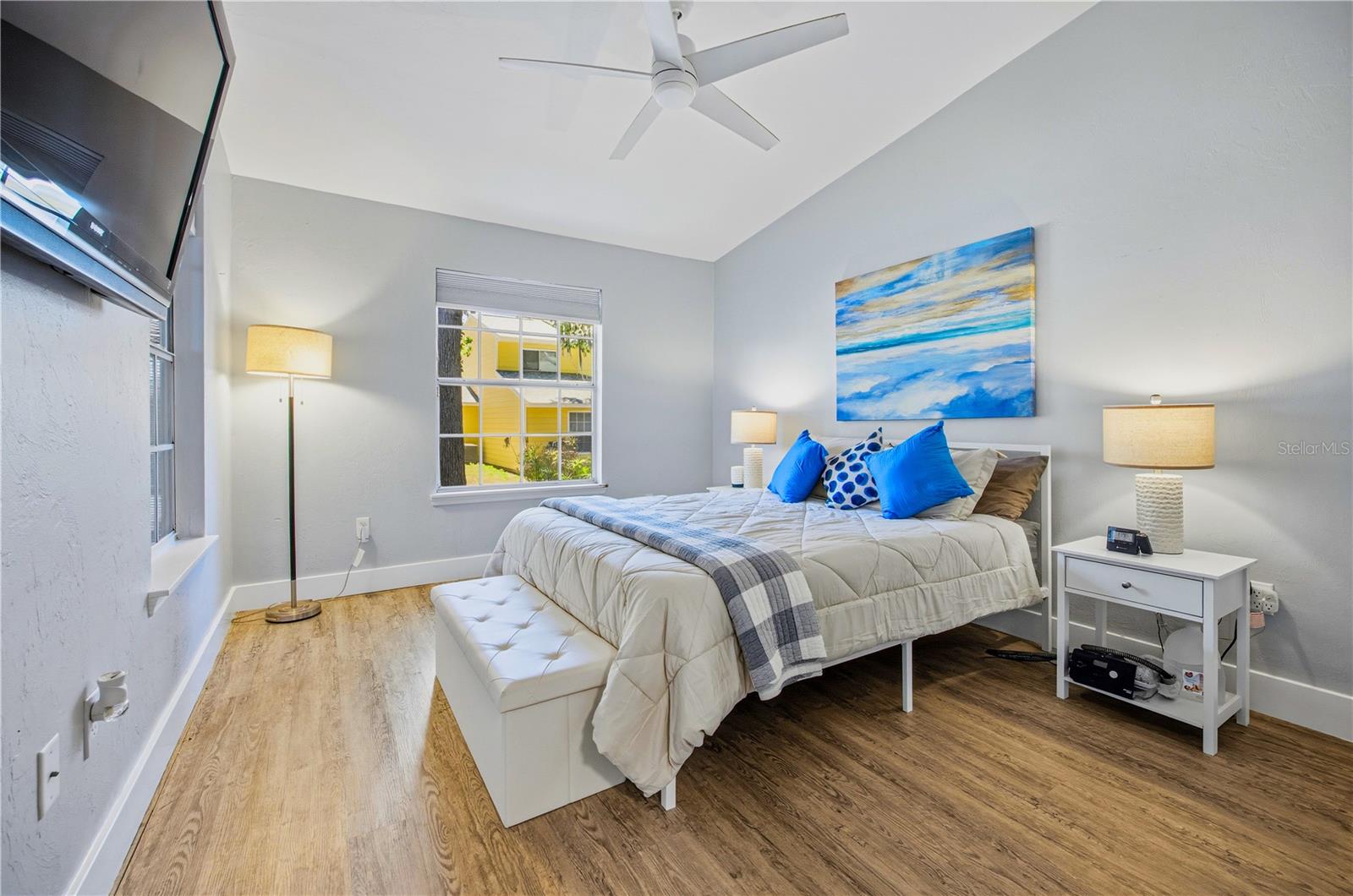 419 NW 50TH BLVD #805