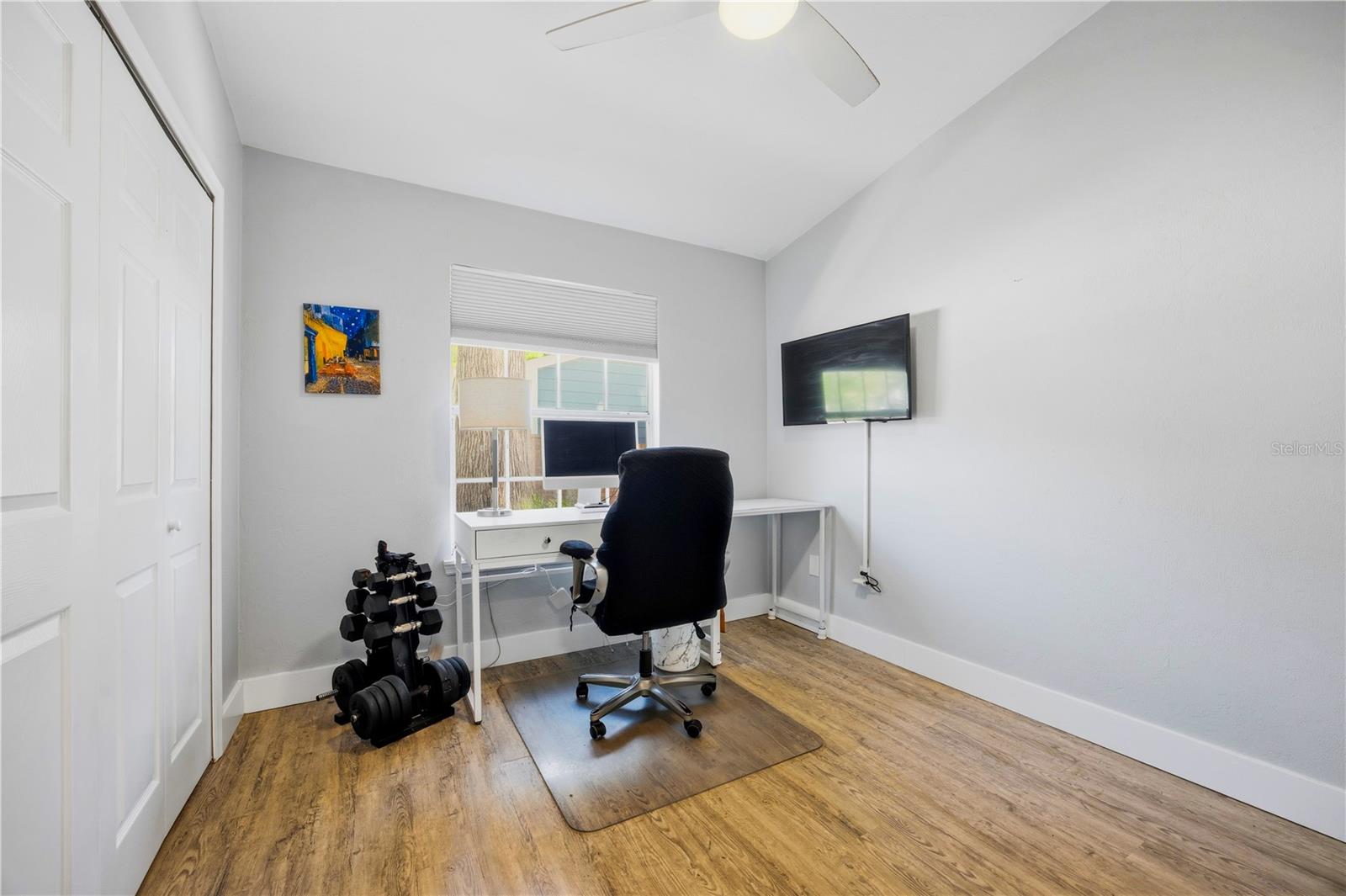 419 NW 50TH BLVD #805