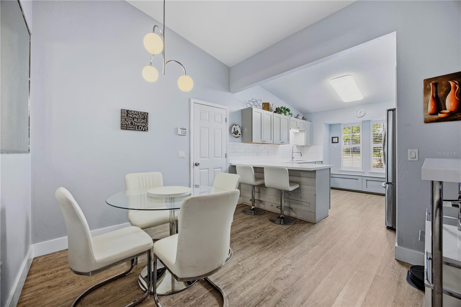 419 NW 50TH BLVD #805