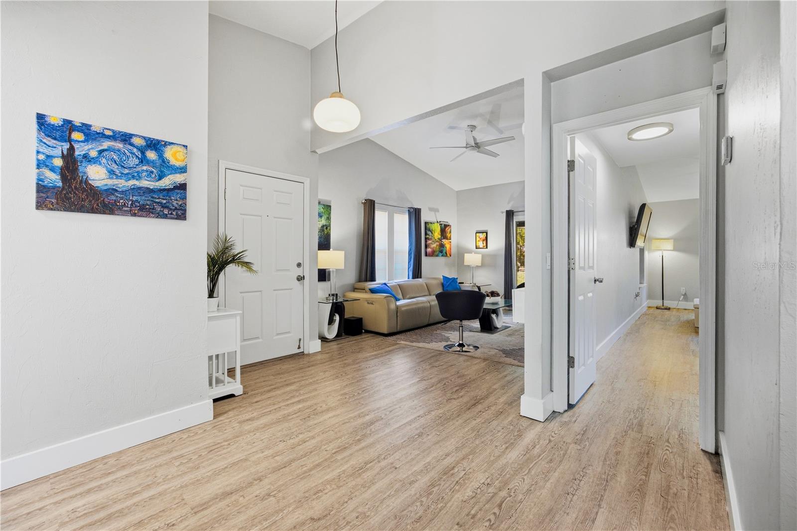 419 NW 50TH BLVD #805