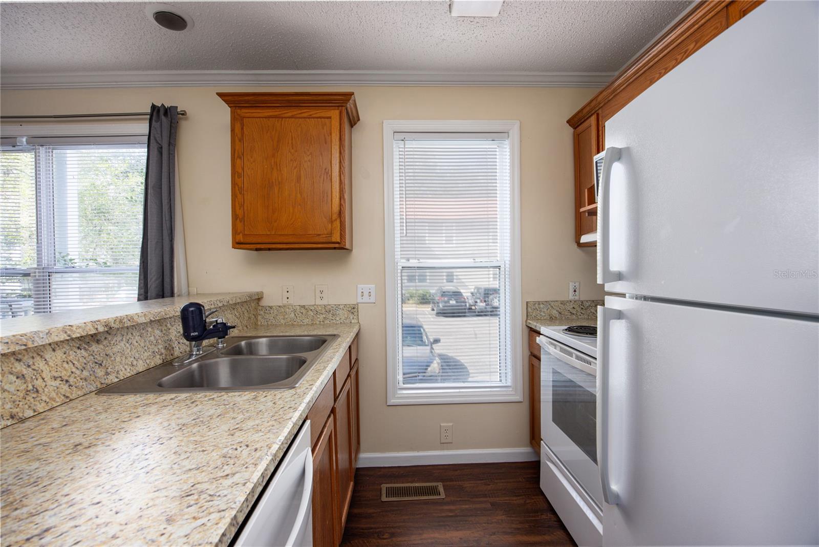 2905 SW ARCHER RD #S4024