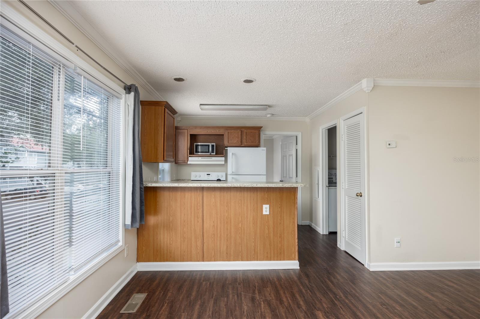 2905 SW ARCHER RD #S4024