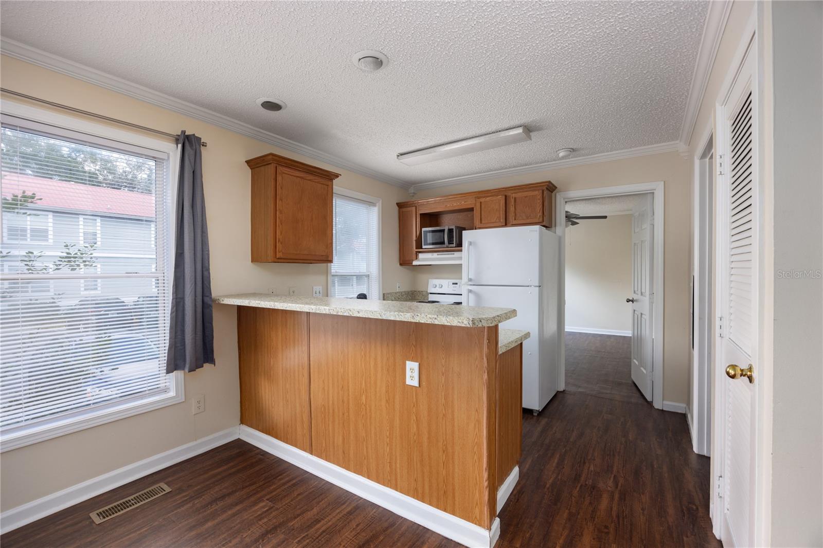 2905 SW ARCHER RD #S4024