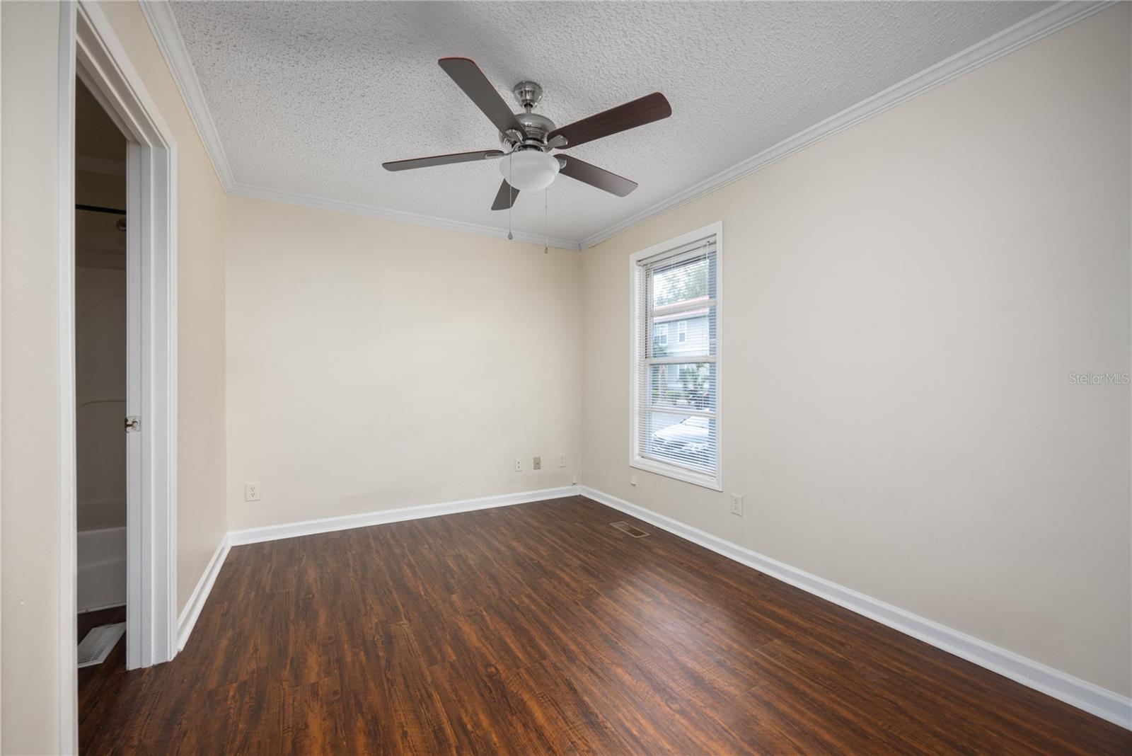 2905 SW ARCHER RD #S4024