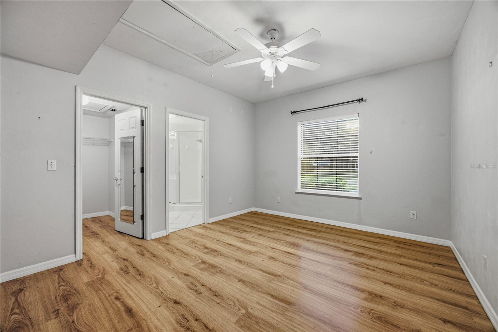 350 NW 50 BLVD #350
