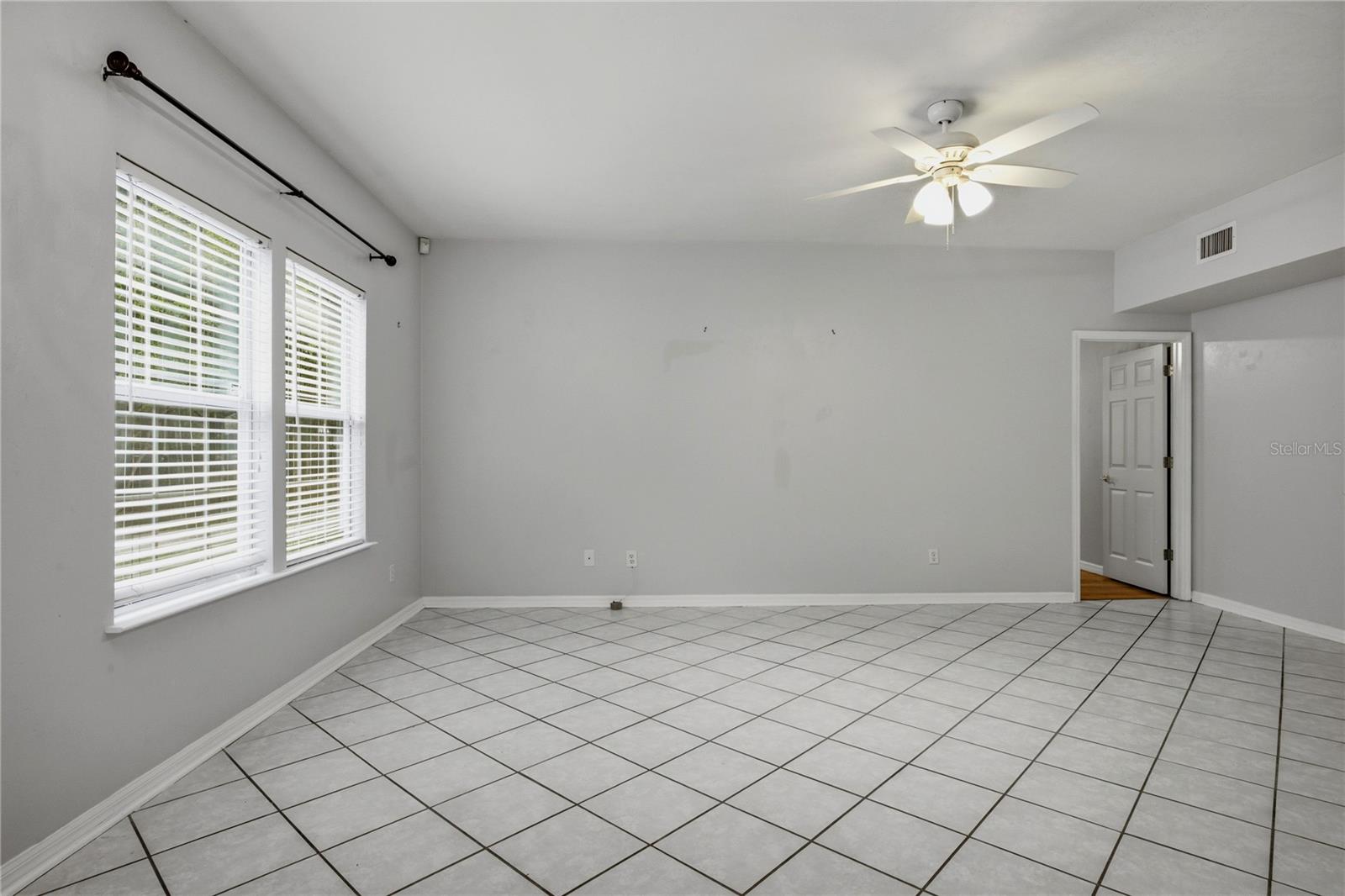 350 NW 50 BLVD #350
