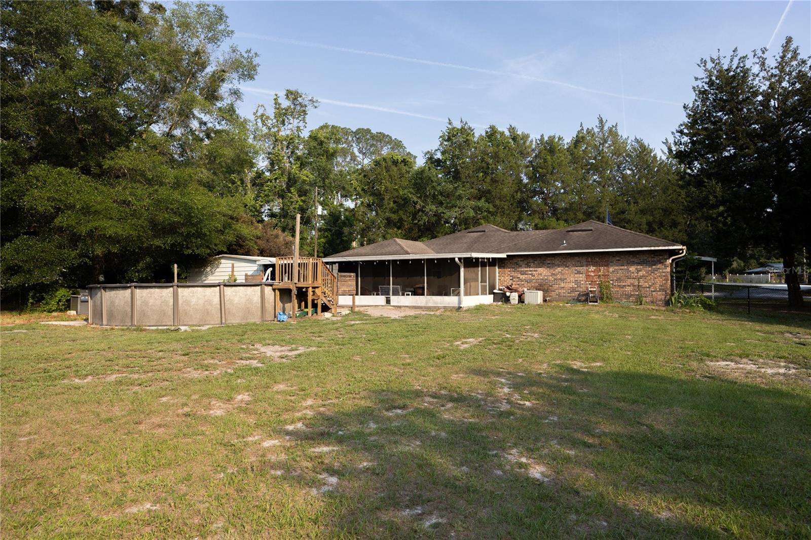 111 SW PRAIRIE ST